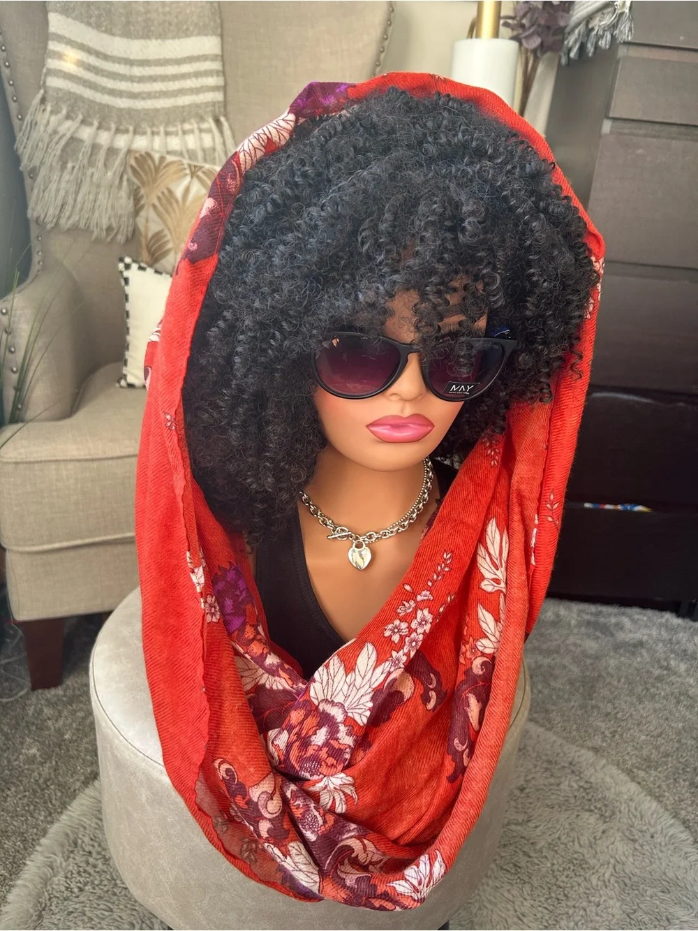 ✨NEW Red Floral Lightweight Scarf — Elegant Everyday Wrap
